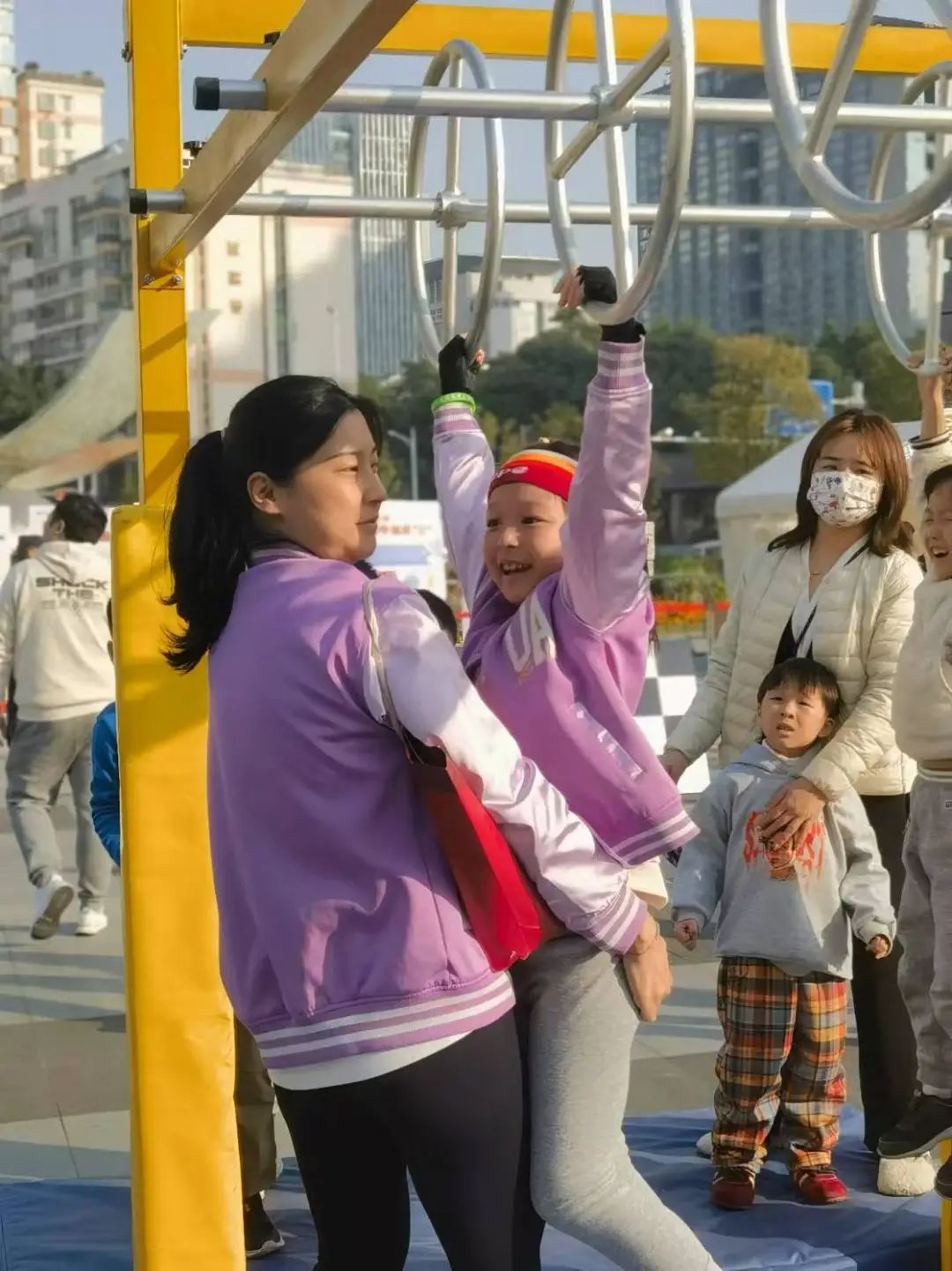 运动燃_燃运动服装是名牌吗_燃运动品牌和回力相比那个好